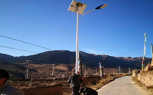 策勒智慧路灯安装必备设计要素：打造高效智能的城市照明系统