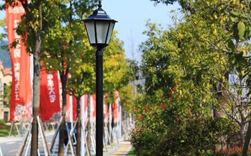 装策勒庭院灯避坑指南：庭院路灯防雷接地要点
