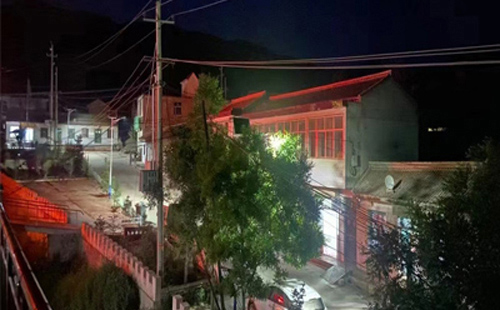 策勒太阳能路灯在暴雪天气下的应对策略