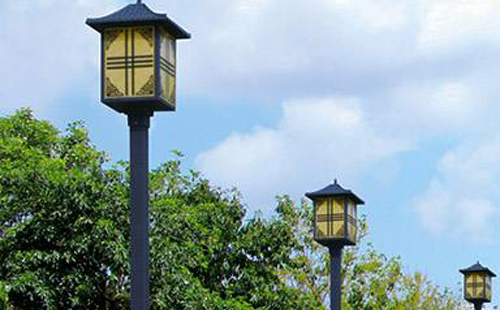 策勒庭院灯安装间距与布灯设计全解析 策勒庭院灯安装间距与布灯设计全解析