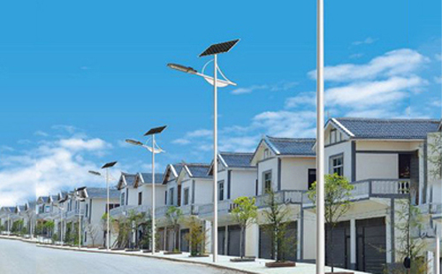 策勒太阳能路灯配置与在乡村道路照明中的应用 策勒太阳能路灯配置与在乡村道路照明中的应用