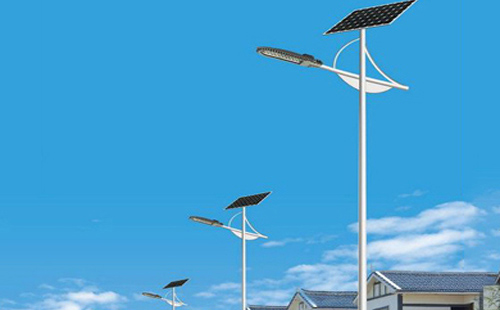 策勒太阳能路灯安装步骤与接线要点解析